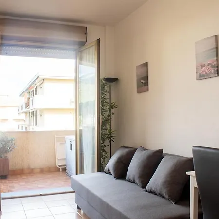 Box E Ampio Terrazzo Per Un Relax A 600 Metri Dal Mare Apartment Andora